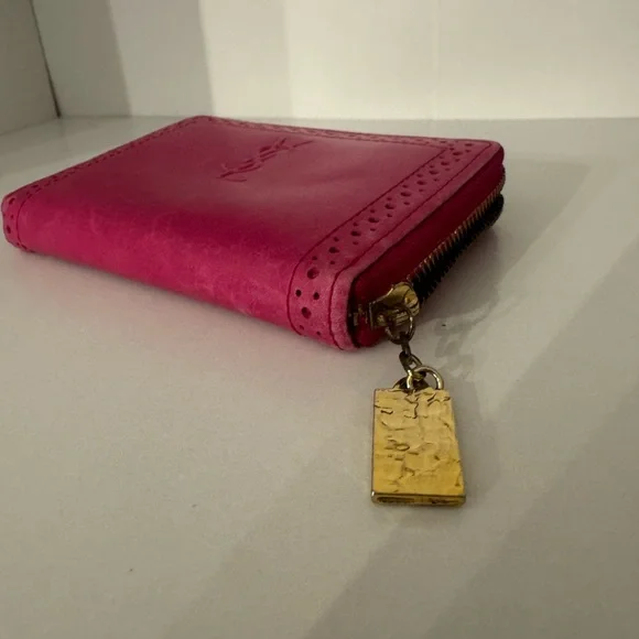 YSL - Yves Saint Laurent Magenta Leather Compact Wallet - with COA - Picture 6 of 10